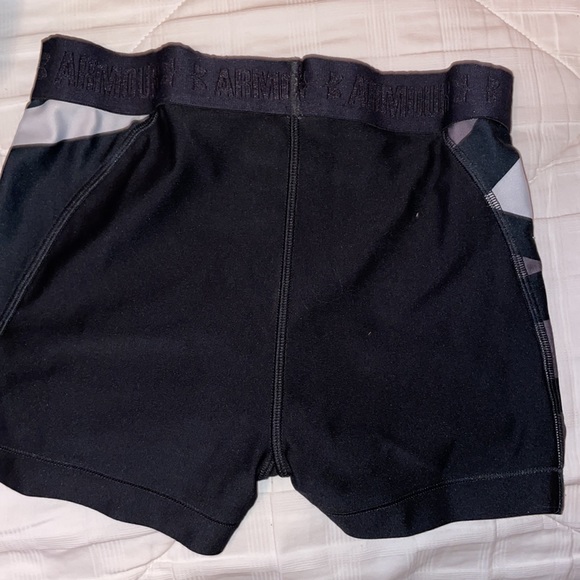 Spandex - Picture 2 of 2